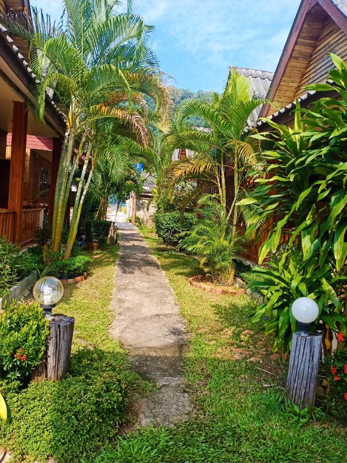 Poonsap Resort Koh Lanta Exterior photo